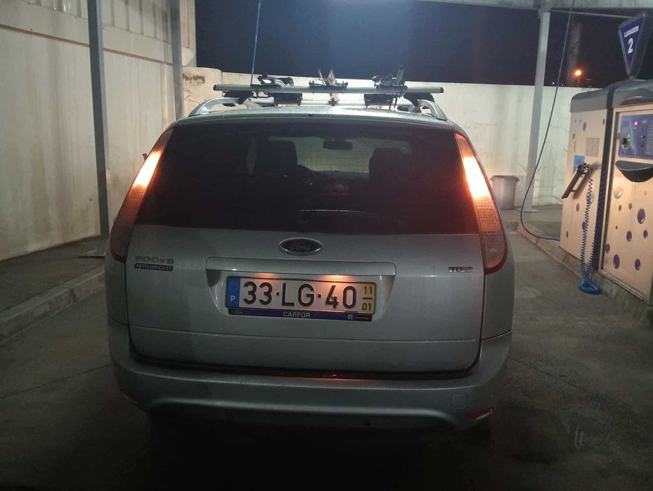 Ford focus sw em bom estado