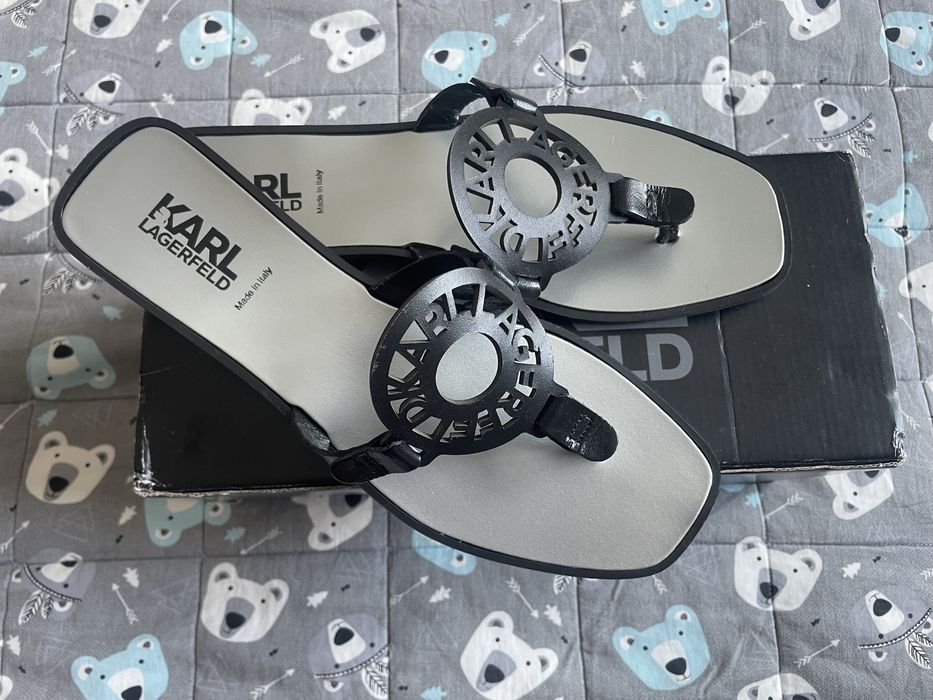 Босоніжки, шльопанці, вʼєтнамки Karl Lagerfeld оригінал