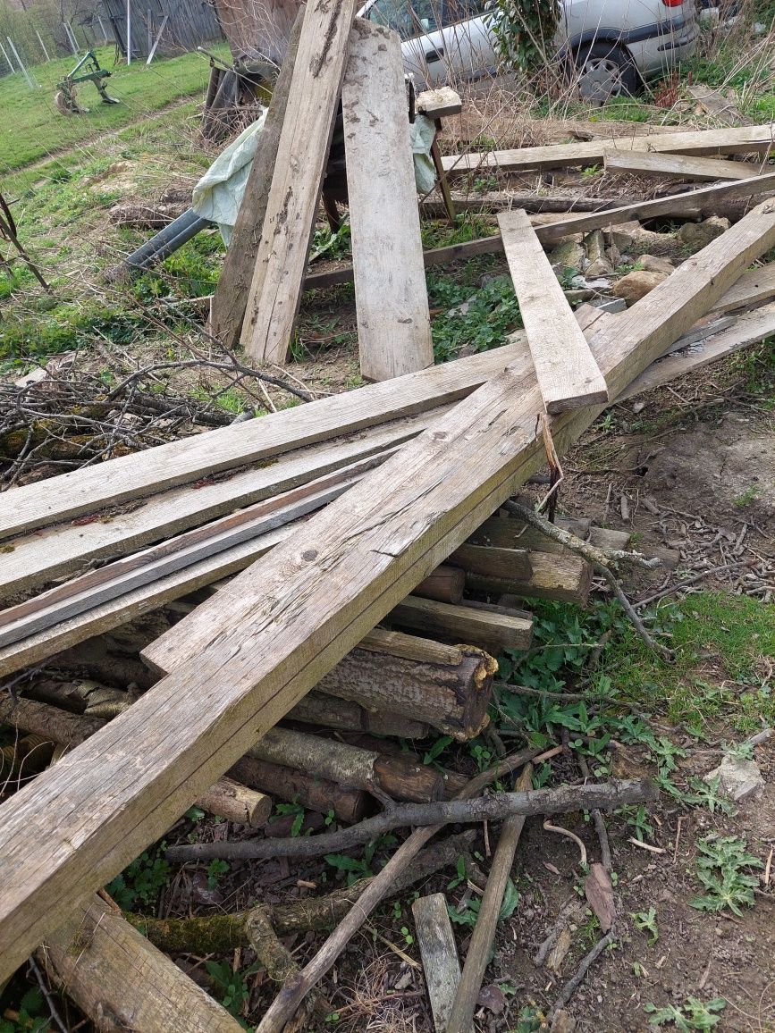 Stęple budowlane, deski szalunkowe