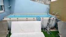 Piscina com escadas desmontável