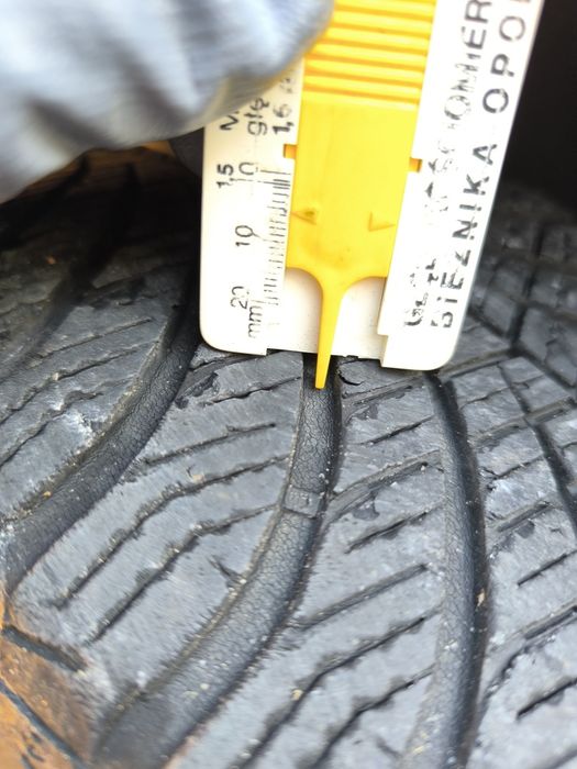 Goodyear 205/55R16 Całoroczne