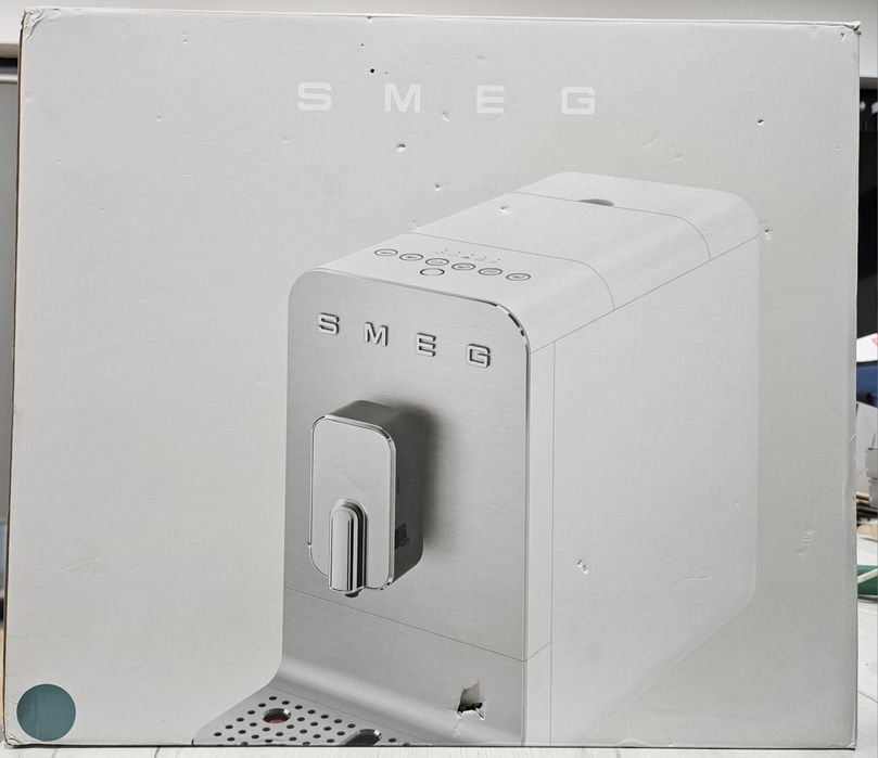 Máquina café automática SMEG, Collezione, Esmeralda - Nova c/garantia