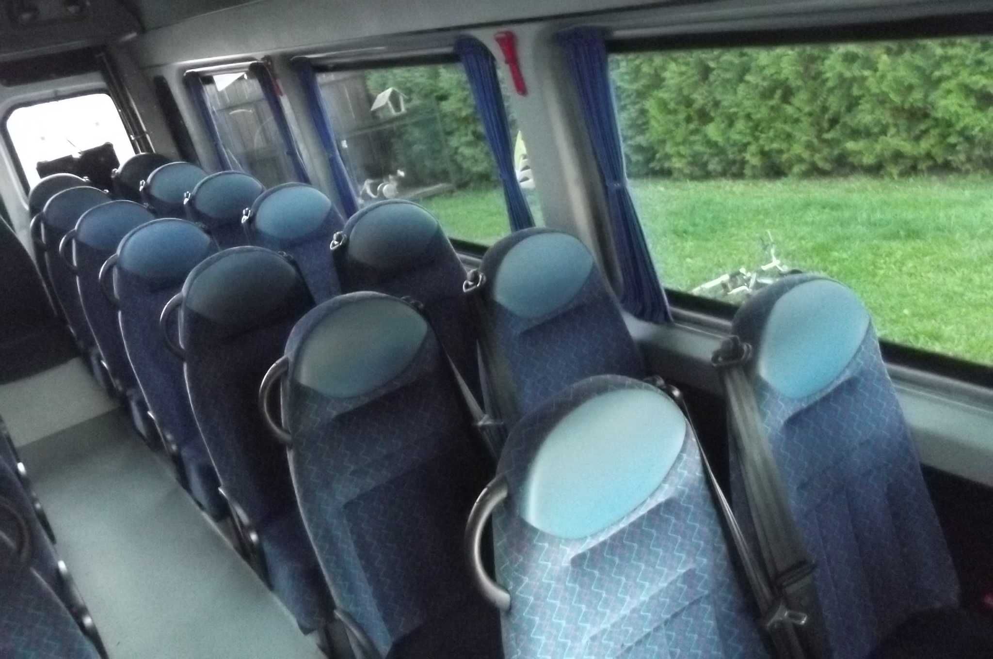 AUTOBUS sprinter 516 24 miejsca extra long klima  199000 netto