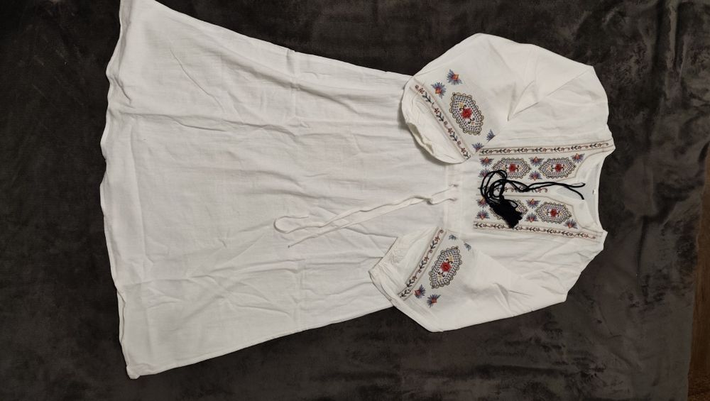 Вишиті плаття, вишиванка