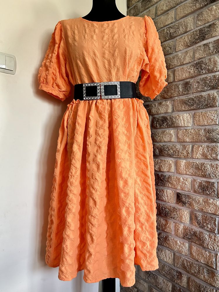 Nwa letnia pomarańczowa sukienka rozmiar M