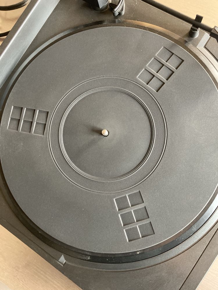 Gramofon Universum VTCF-CD4606