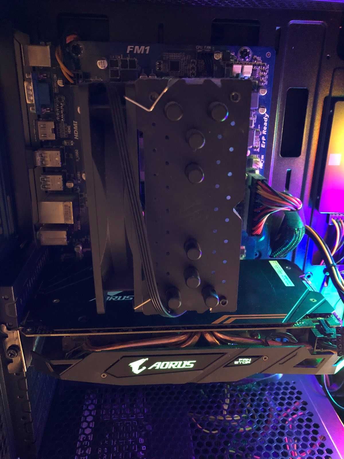 Komputer Gigabyte AORUS Radeon™ RX570 4G