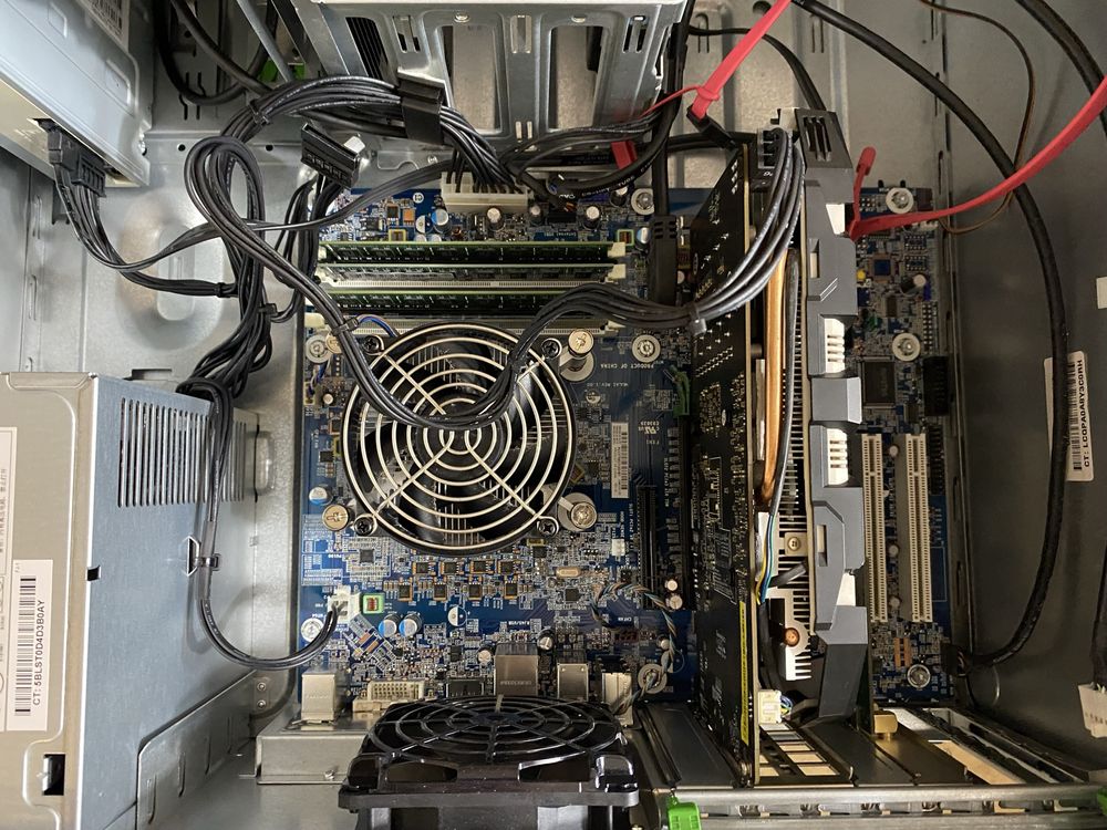 HP Z220   Xeon E3-1245 v2 / 24GB DDR3 / SSD 300GB / NVIDIA GTX 1060