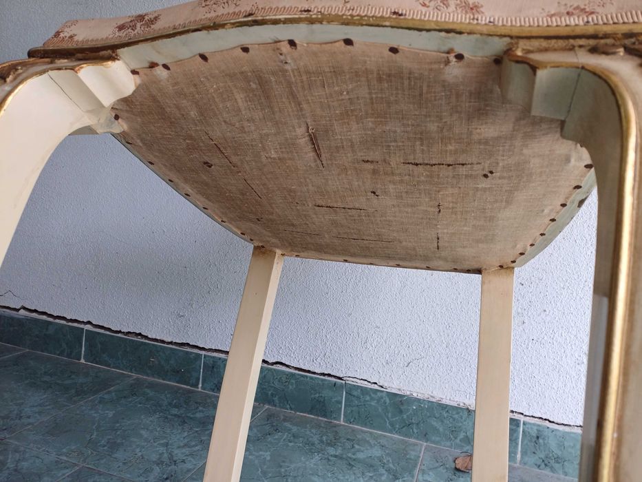 Cadeira estilo romântico vintage