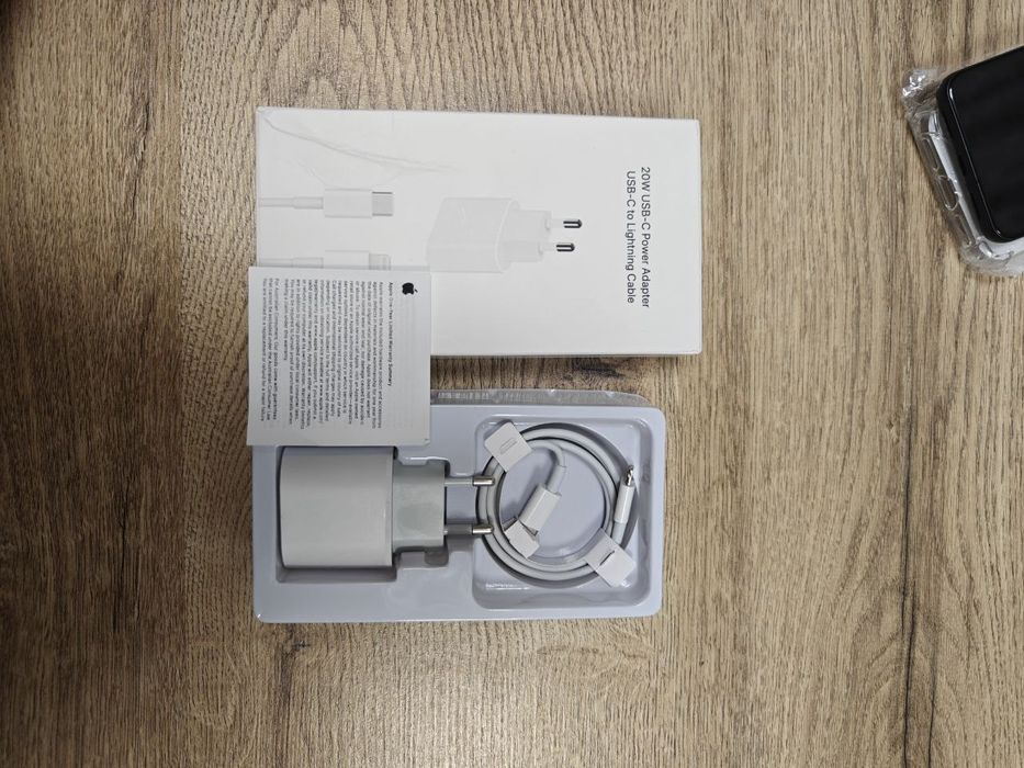 Зарядний комплект Apple