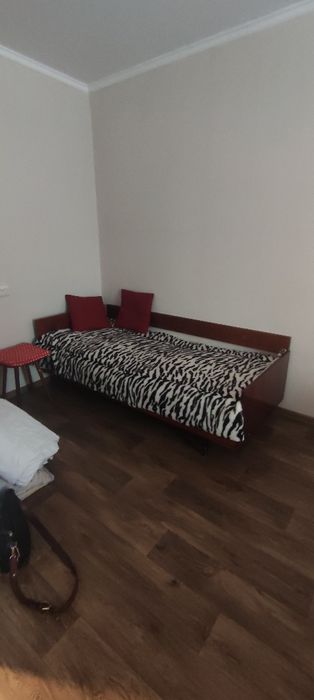 Однокомнатные квартиры .левый берег.