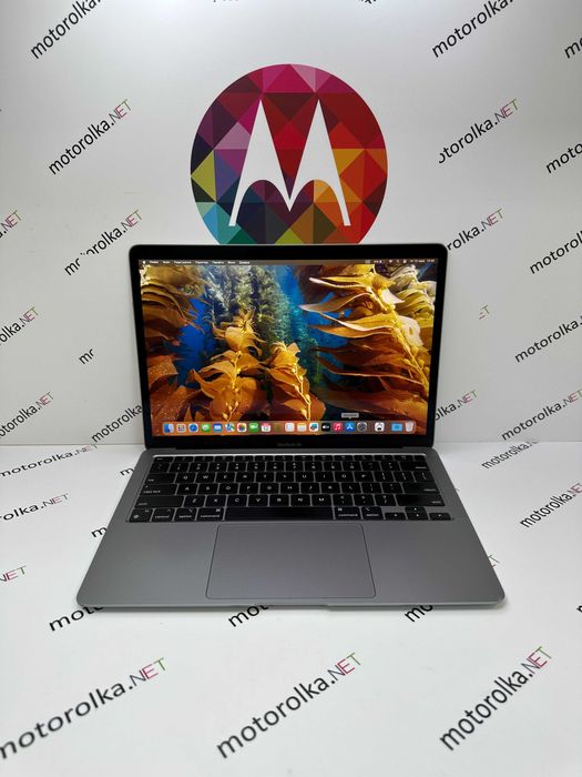 MacBook Air 13 M1 8CPU/8GPU 8RAM 512SSD Space Gray 100% (156 циклов)