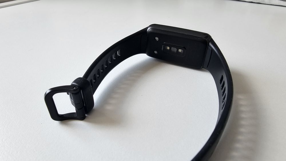 Smartband HUAWEI Band 6 Czarny zegarek opaska