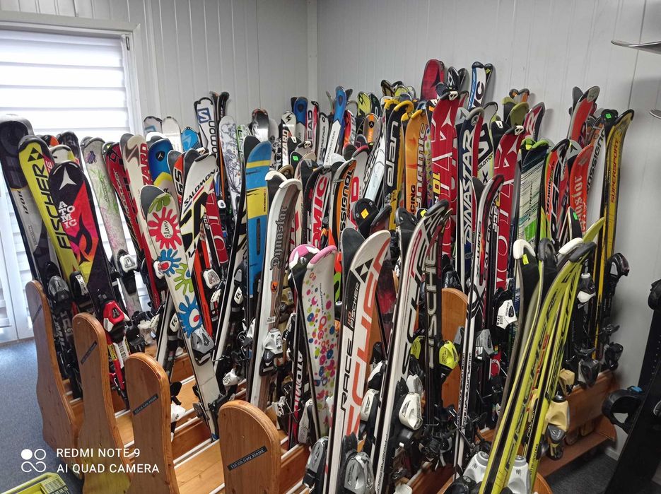 Wypożyczalnia nart i snowboardów w Sulejówku