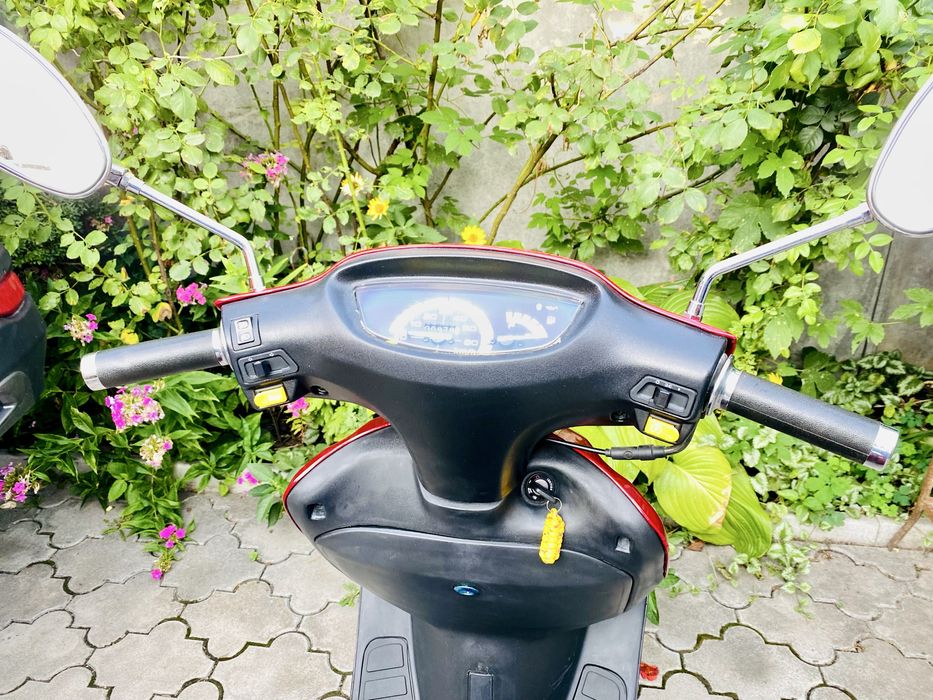 Мопед, скутер, 50cc 2T (пробег 280км)раздельная подача масла и бензина