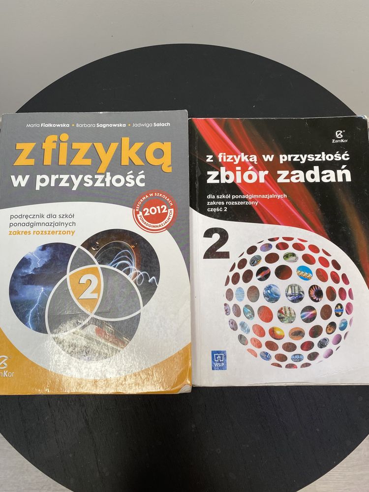 Z fizyka w przyszłość 2 zbiór zadan i podręcznik zakres rozszerzony