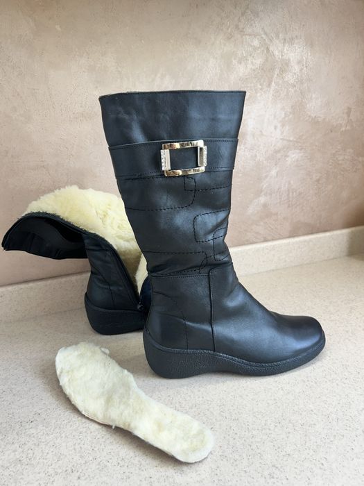 Чоботи жіночі на хутрі,шкіряні