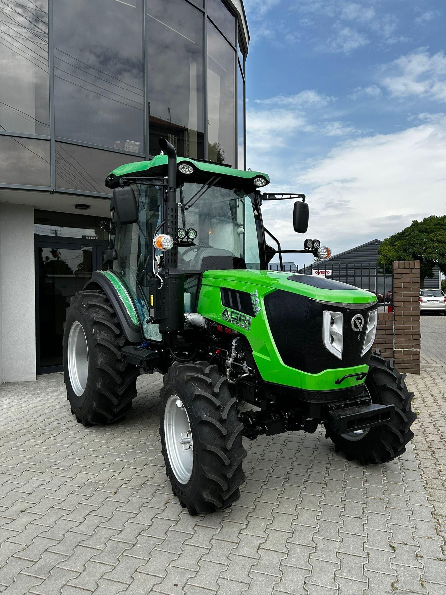 Nowy Ciągnik Rolniczy AGRI TRACKING 754 | 75 KM |4x4 |Klima |Gwarancja