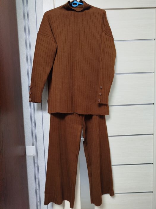 Костюм осінній..