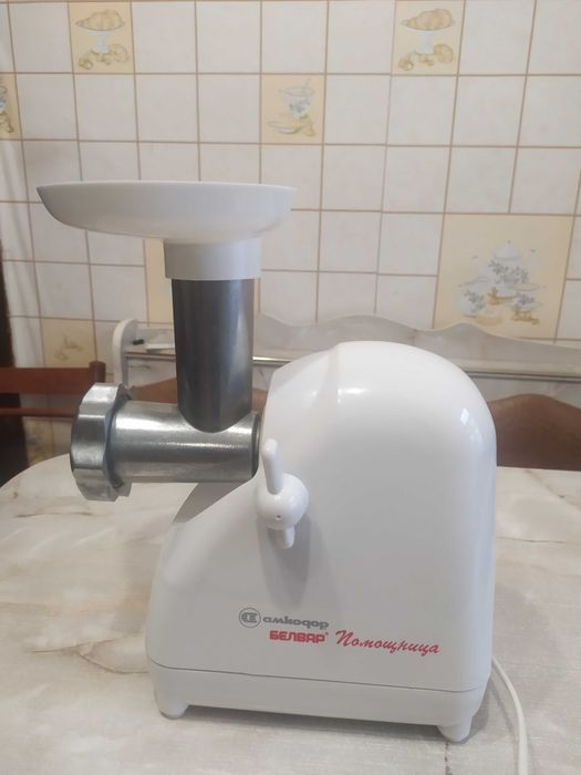 Электромясорубка белвар б/у