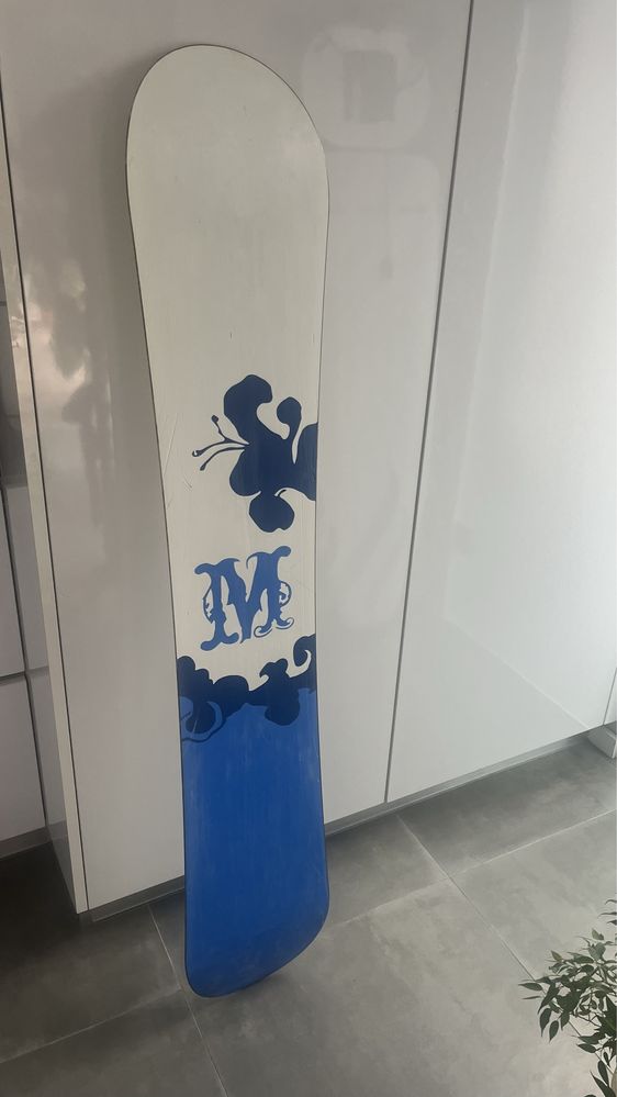 Vendo Prancha de Snowboard 153cm