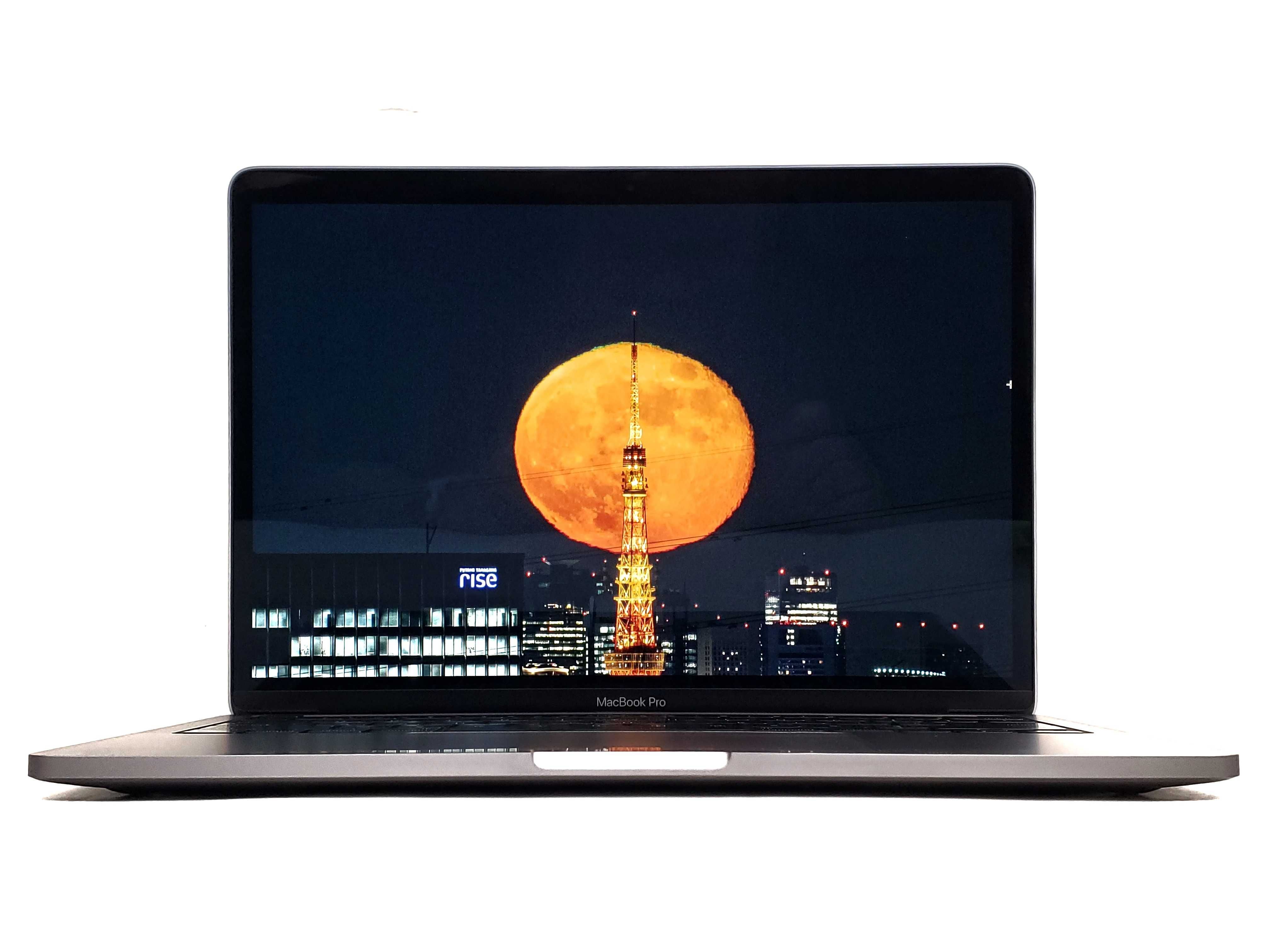 MacBook Pro 13 2020 Space Gray M1 8GB 512SSD 4 ЦИКЛИ