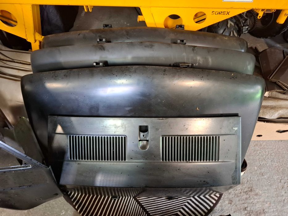 Części blacharskie fiat 126p