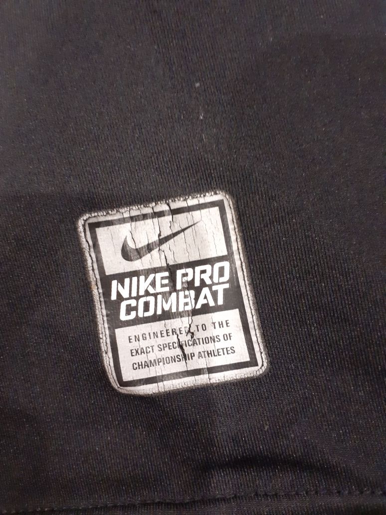 Koszulka Nike Pro Combat.