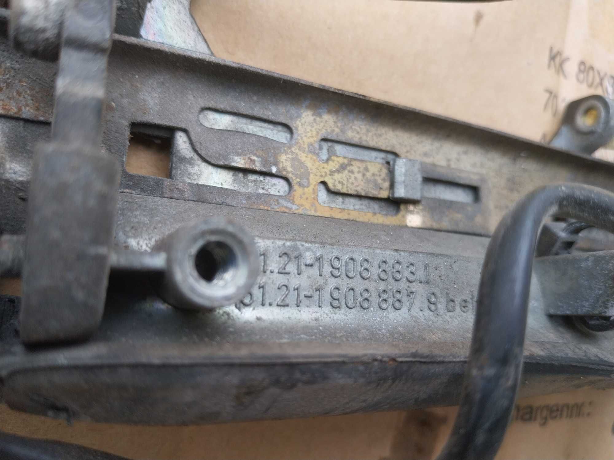 Klamka Zewnętrzna Drzwi Lewy Przód Kierowcy BMW E32 E34