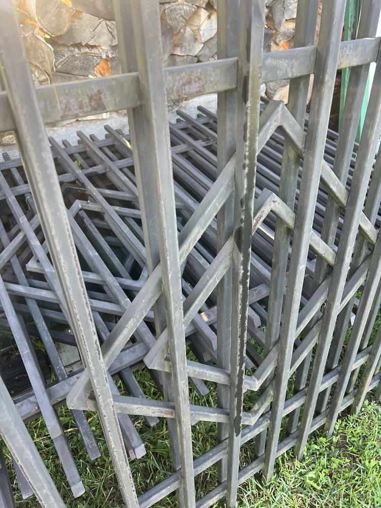 Sprzeslo plot  ogrodzenie metalowe