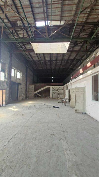 Оренда приміщення 1010м2 , вул. Дзюби