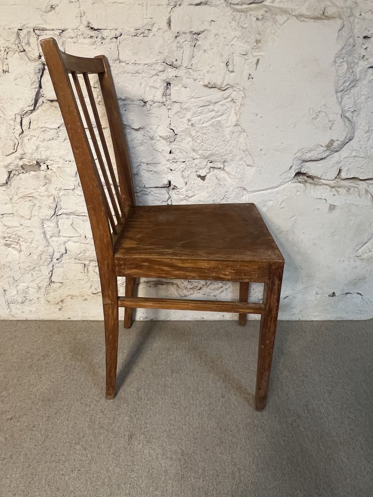 Piekne cale drewniane krzeslo ZPM vintage retro