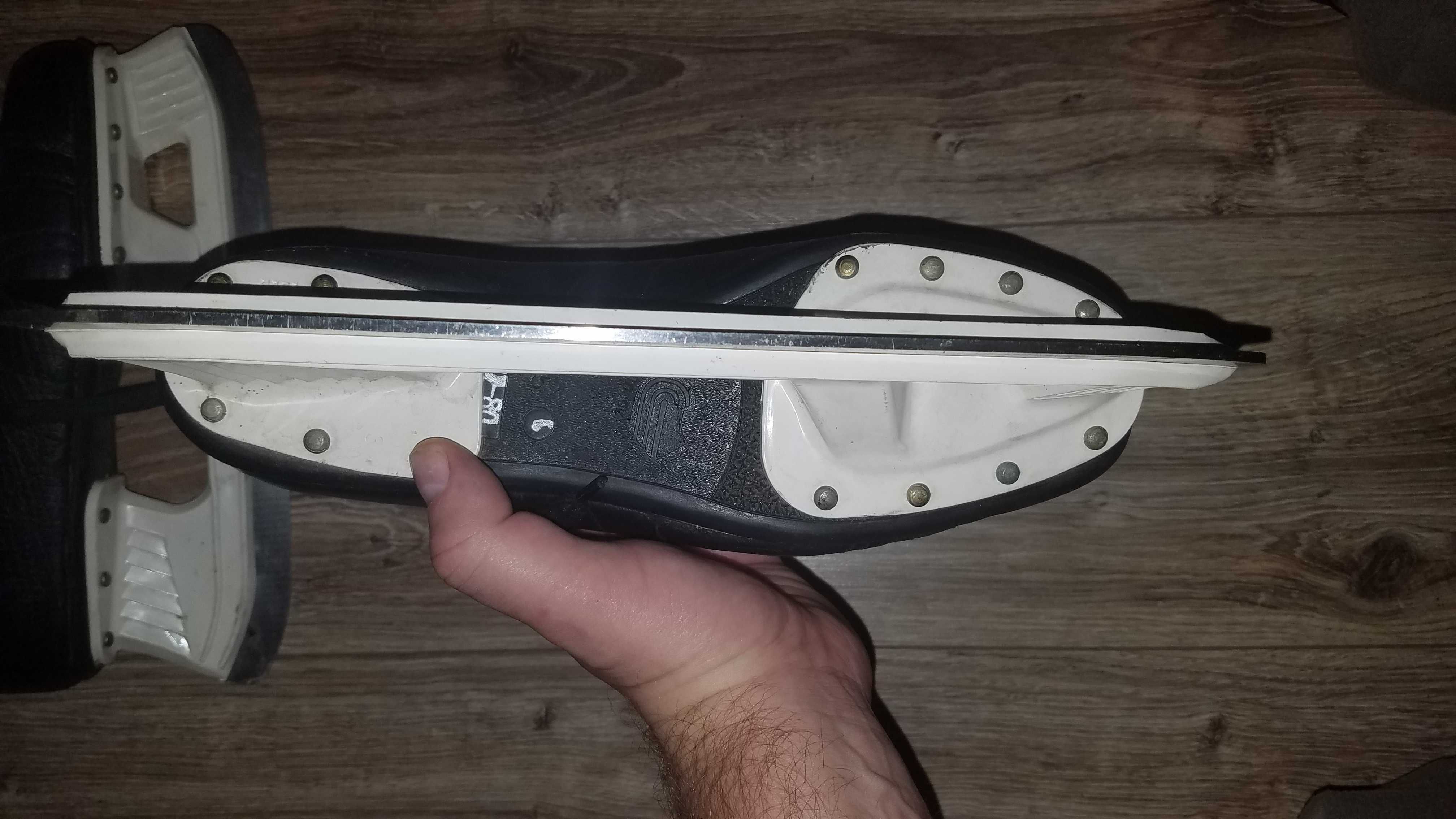 Łyżwy hokejowe skórzane 41/42 27 cm Skóra czarne stan BDB