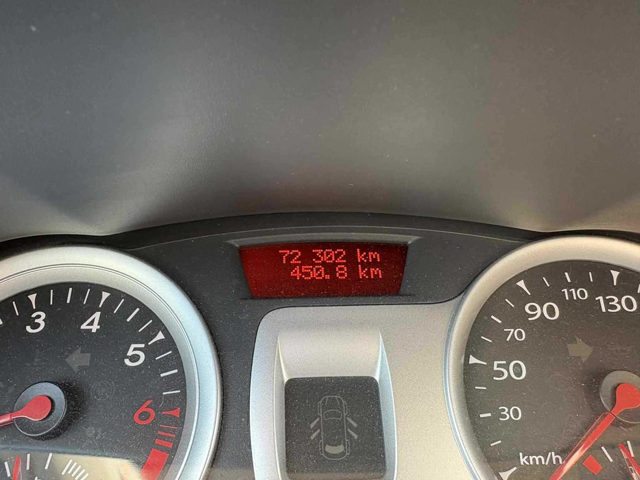 Renault Clio III 1.2 TCE 72 tys. przebiegu 2011