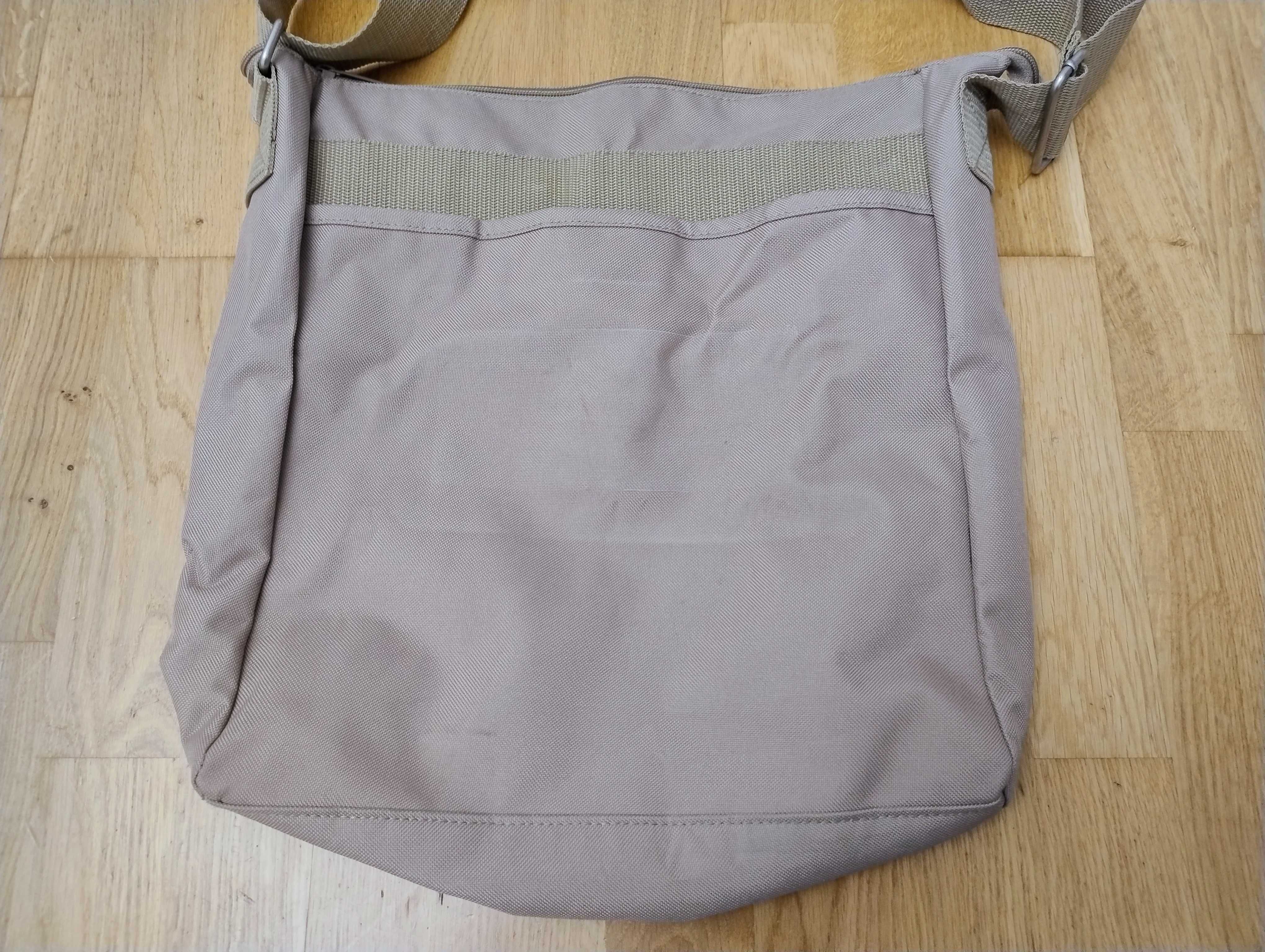 Torba na ramię Bag Base solidna praktyczna regulowany pasek unisex