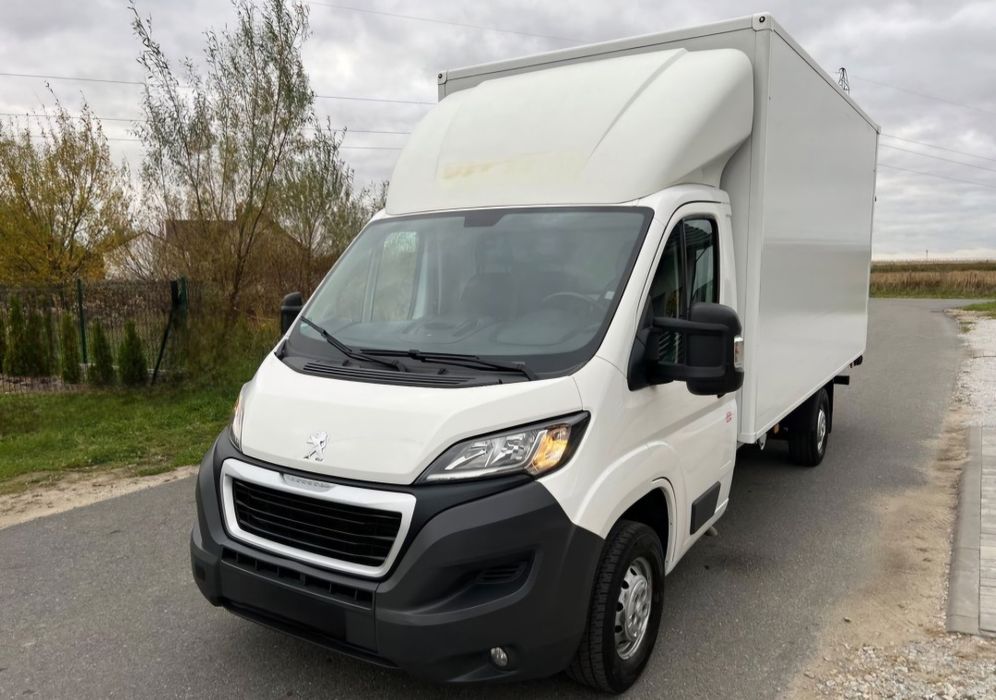 Wynajem chlodnia winda webasto Rejstrator temperatury minibus 9 osob