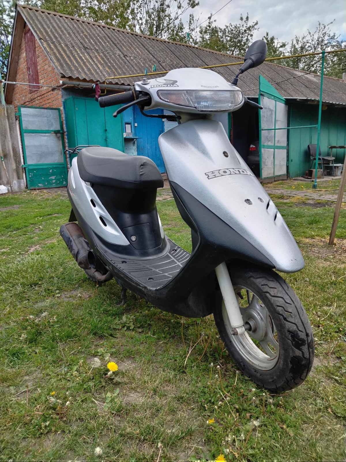 Продам скутер honda Dio af 27