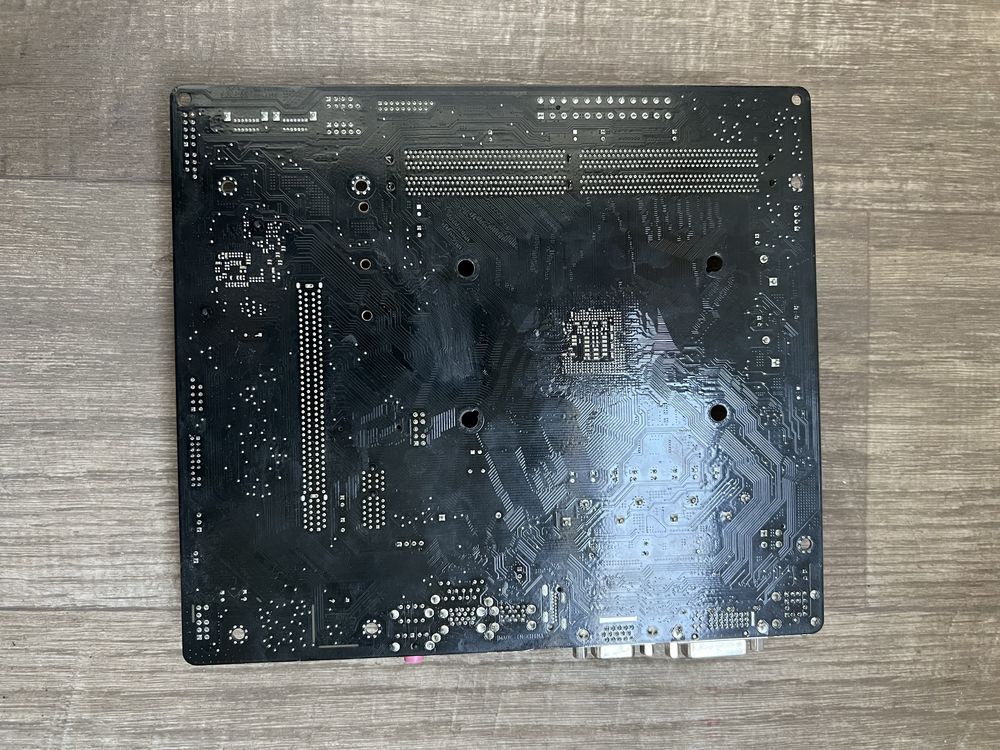 »Комплет AMD Ryzen 5 1600 6/12 ядер• DDR4 16 Gb• Asrock A320m DVS