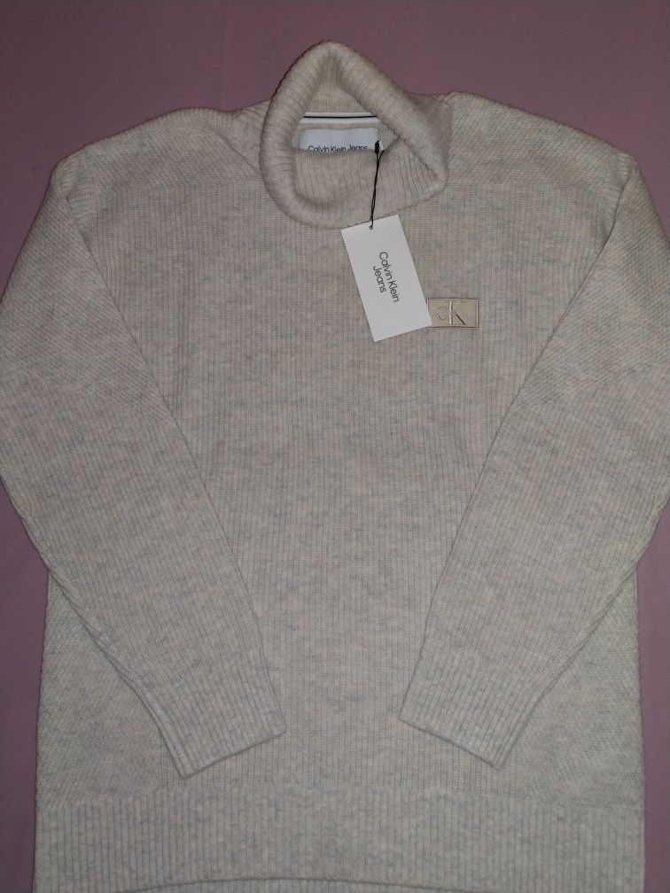 Wyprzedaż golf męski Calvin Klein Jeans.
