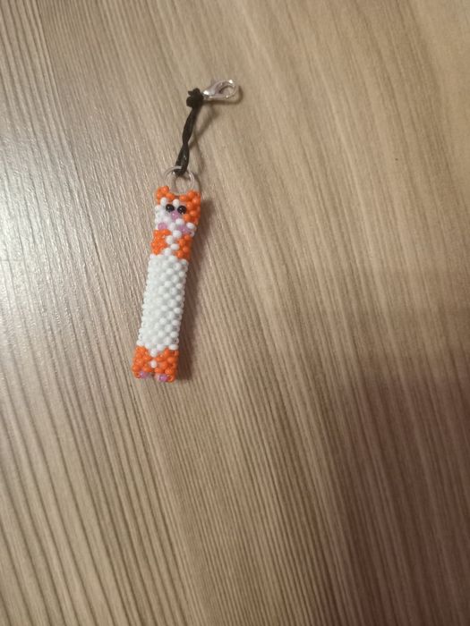 Брелки фигурки из бисера