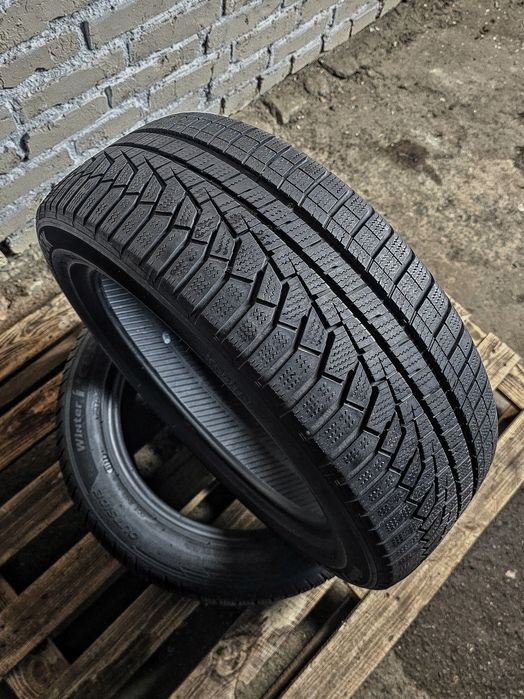 Зимова пара 215/55r17 Hankook | 8mm | 2022 | Korea | Преміум шини