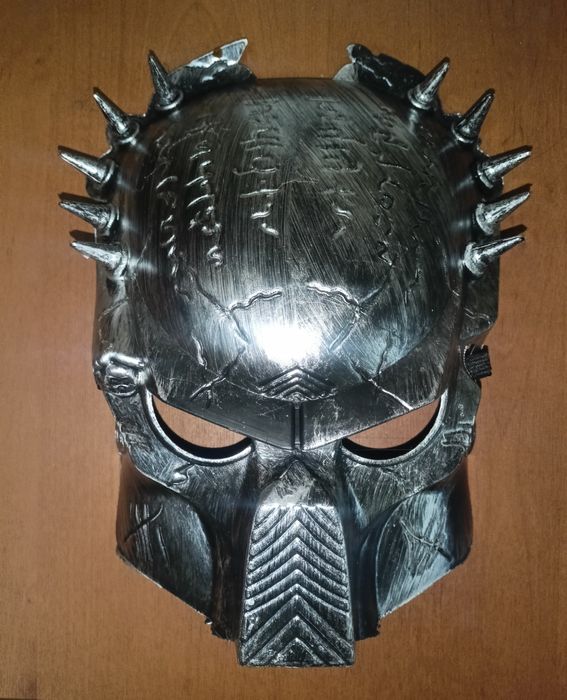 Маска из х/ф «Хищник»