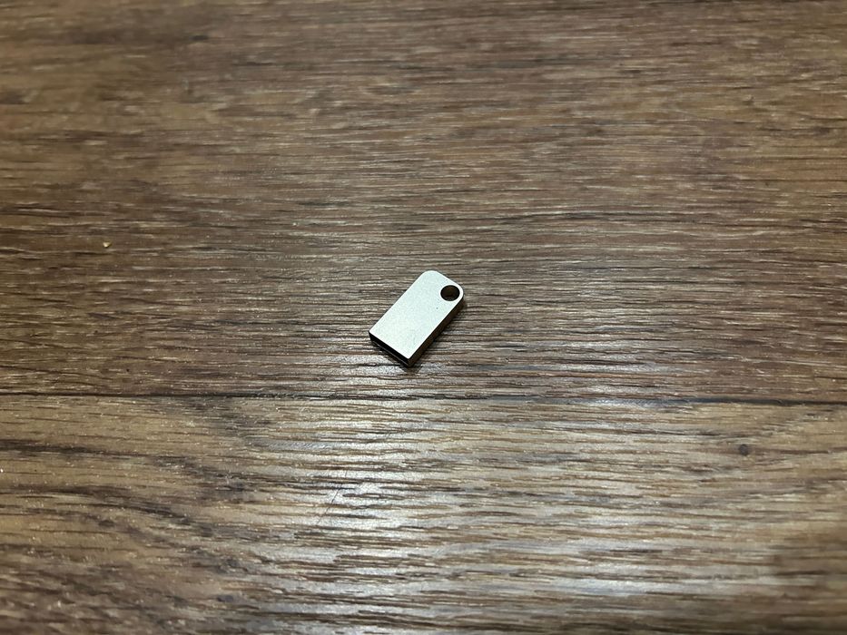 Флешка 64 Gb USB 3.0 металева