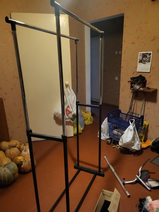 Подвійна телескопічна вішалка для одягу