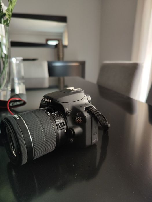 Máquina Fotográfica Canon EOS 100D *como Nova*