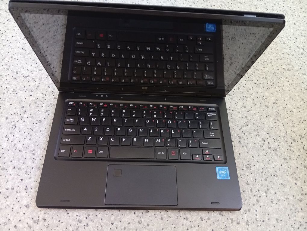 Laptopy telefony na części