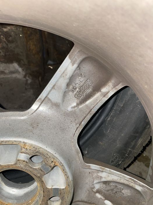 Продам один титан оригинал фольцваген гольф4