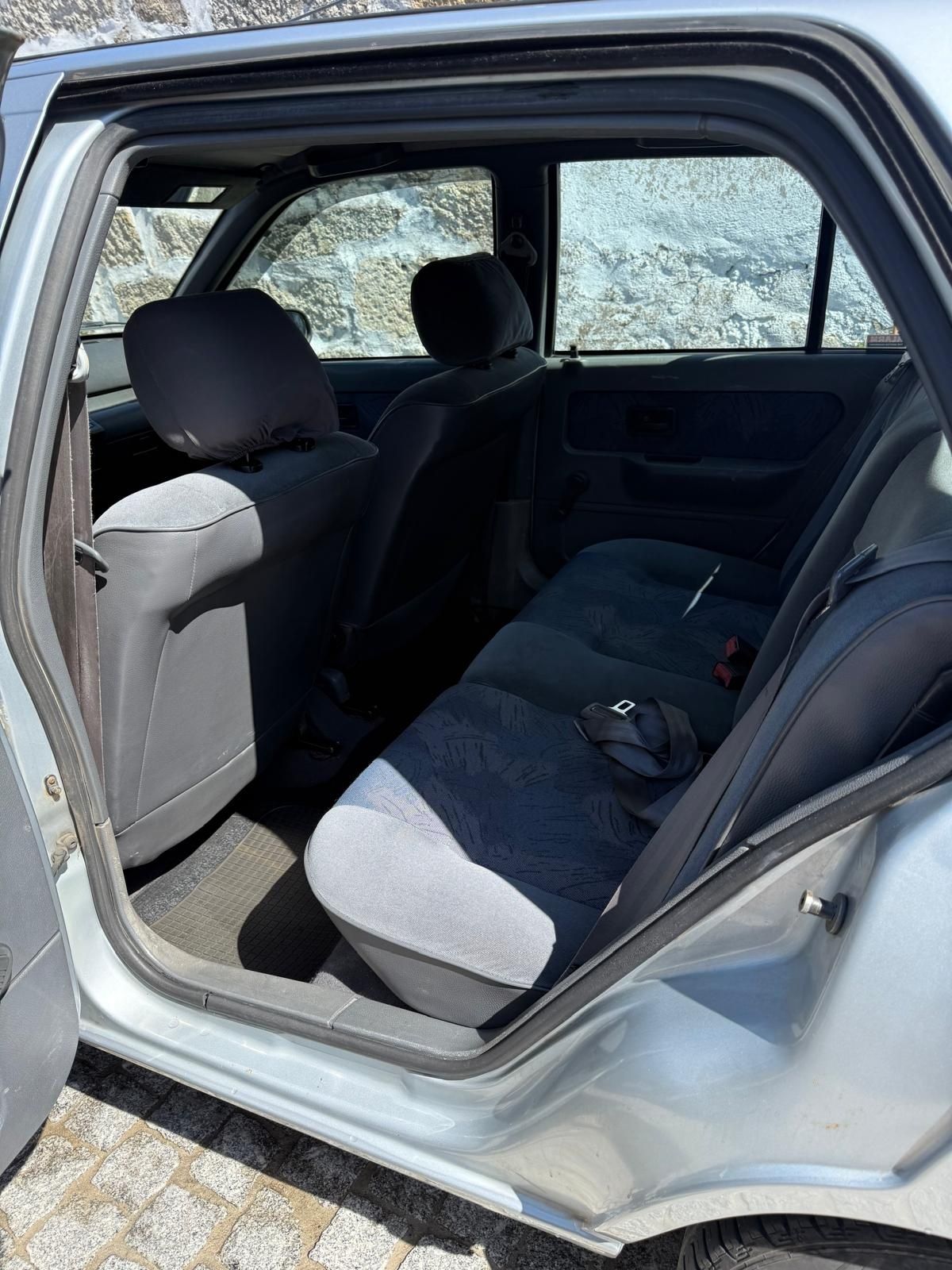 Renault clio 1996