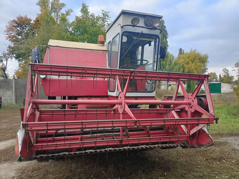 Продам комбайн масей фергюсон 187