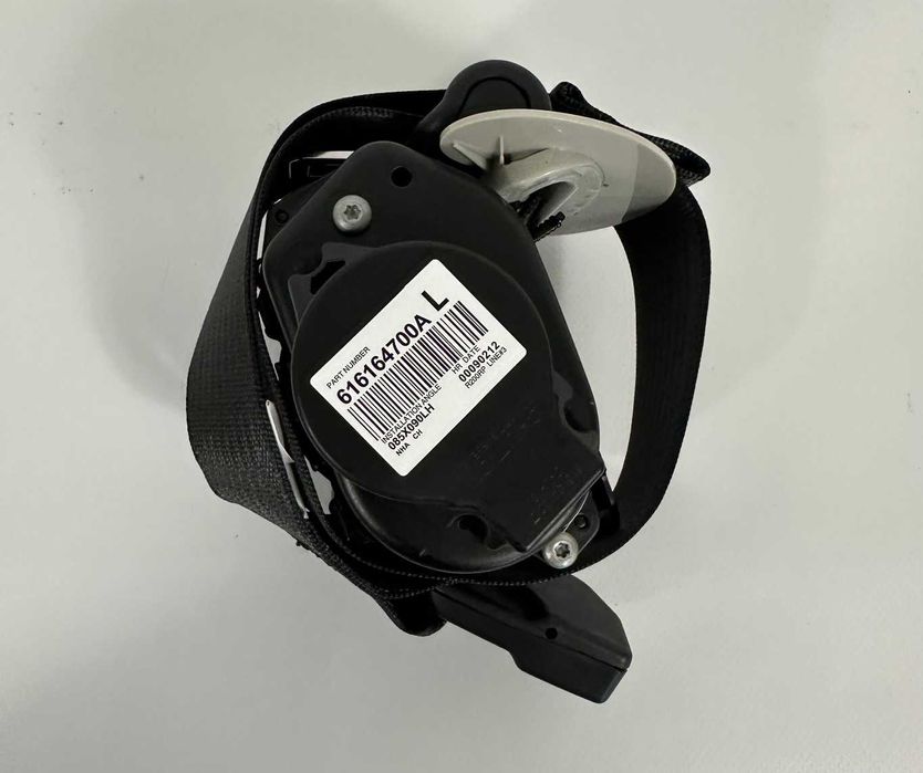 Ремінь безпеки новий Tesla Model Y 20-25 м.р (1493802-C1-C) 1493802C1C